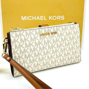 Michael Kors Large Double Zip Wallet Wristlet Vanilla (NWT)